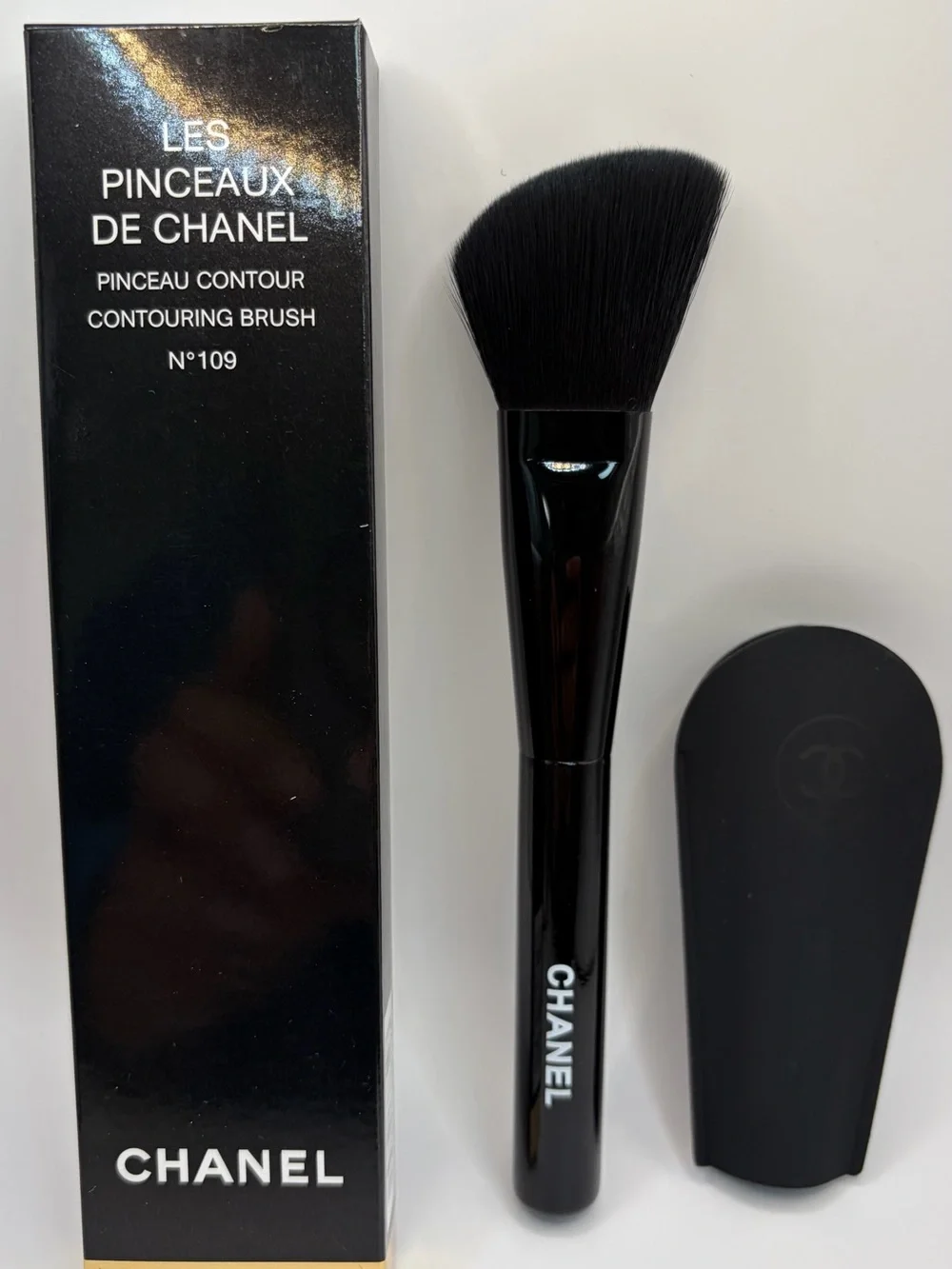 CHANEL Black Powder/Blush Makeup Brush with Protective Sleeve